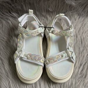 Justice‎ Sandals Girls Size 4 White Chains Open Toe Adjustable Shoes